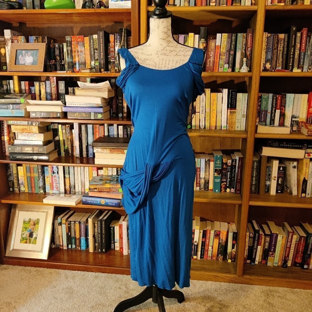 Heikejarick open back knit draped cold shoulder blue dress size 8 nwot